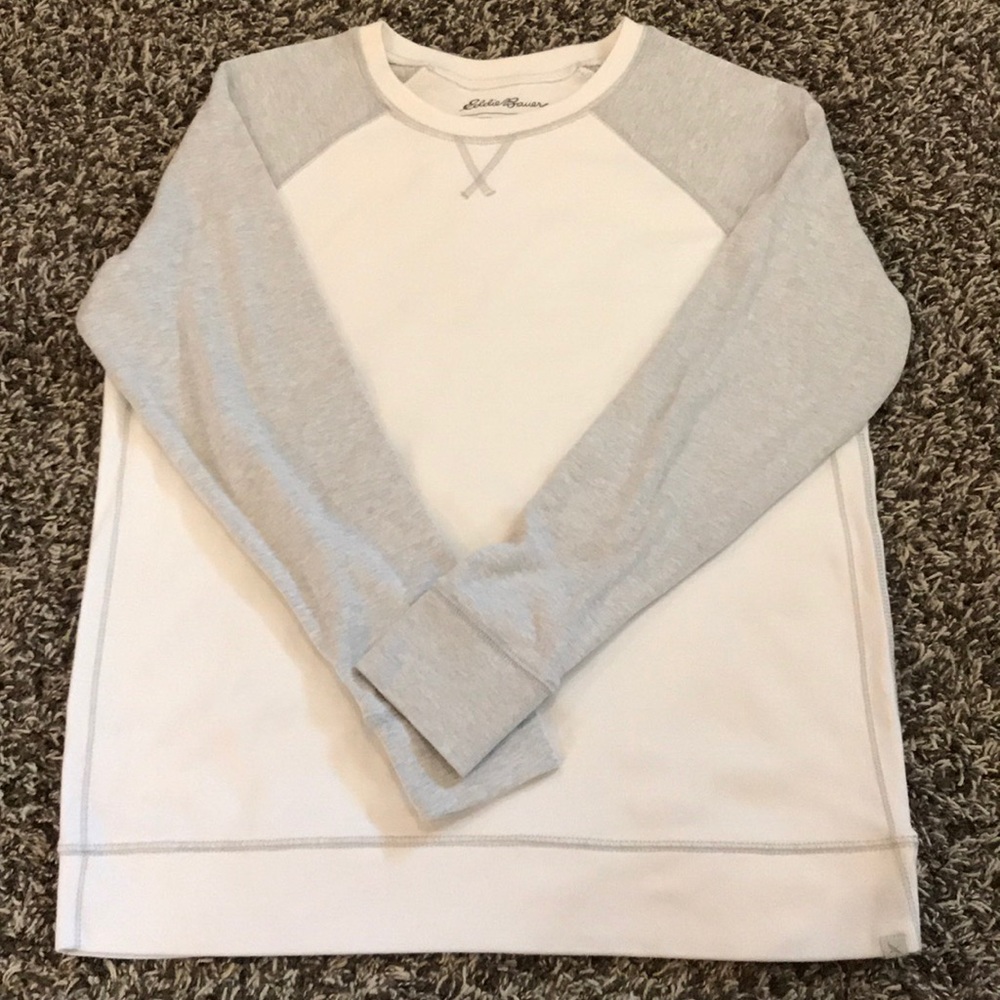 Cute light weight sweatshirt